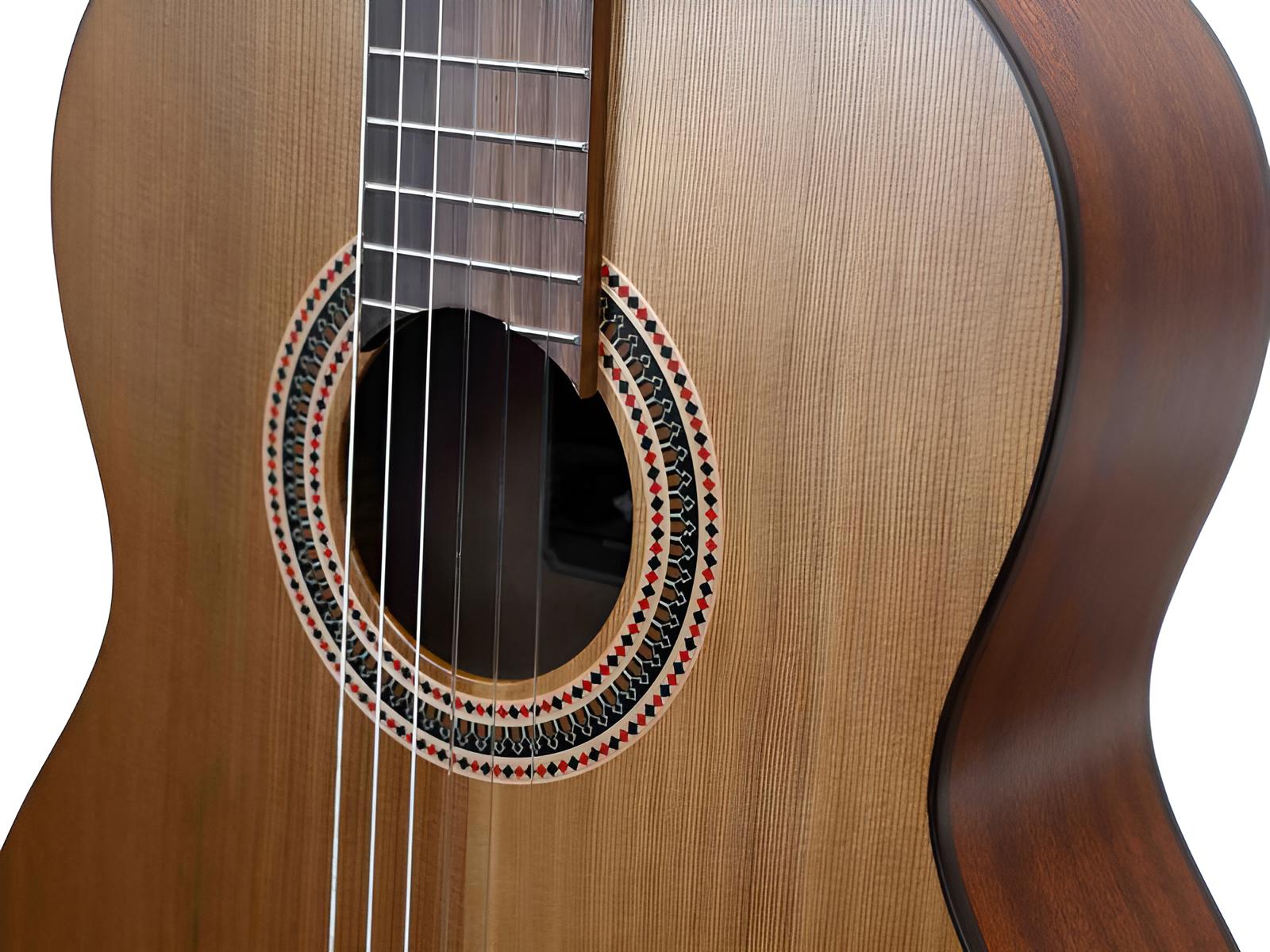 ALVARO MAESTRO MC-06 Student Line Satin Finish 4/4 Konzertgitarre massive Zederndecke